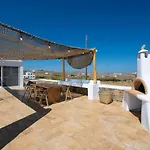 Little Amid Super Paradise-jackieo' Mykonos Villa Super Paradise part