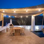 Little Amid Super Paradise-jackieo' Mykonos Super Paradise part