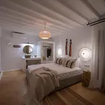 Little Amid Super Paradise-jackieo' Mykonos * Super Paradise part